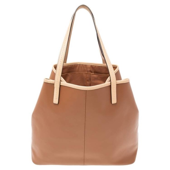 - Coach
Iconic Coach Brown/Beige Leather Shopper Tote - Picture 5 of 9